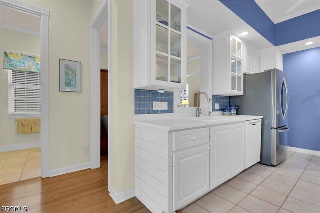 5843 Charlton WAY, Naples, FL 34119