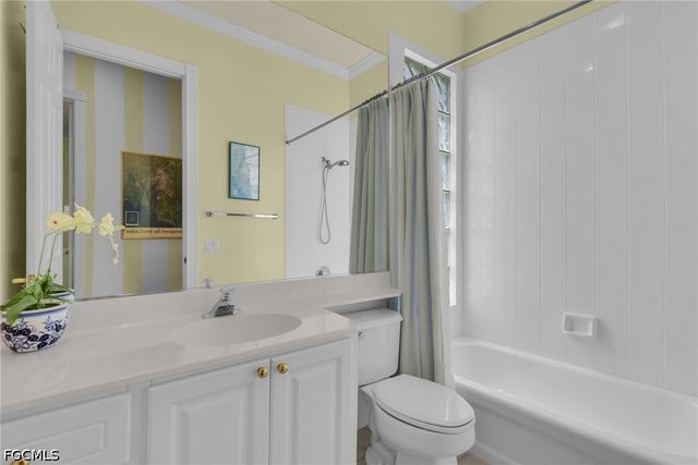 5843 Charlton WAY, Naples, FL 34119