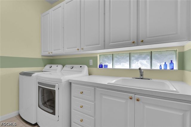 5843 Charlton WAY, Naples, FL 34119