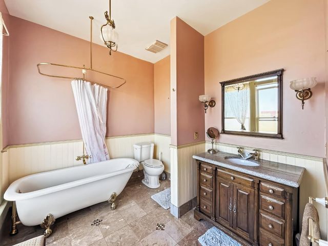 233 Van Ness Avenue, Santa Cruz, CA 95060