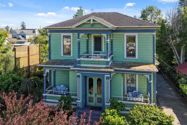 233 Van Ness Avenue, Santa Cruz, CA 95060