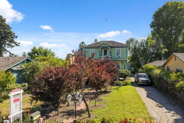 233 Van Ness Avenue, Santa Cruz, CA 95060