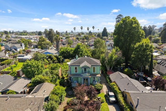 233 Van Ness Avenue, Santa Cruz, CA 95060