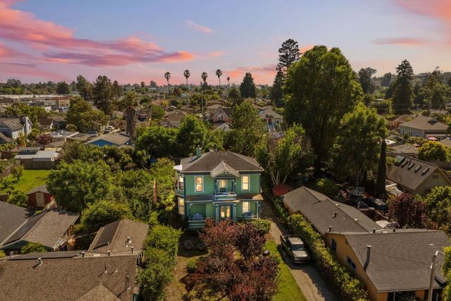 233 Van Ness Avenue, Santa Cruz, CA 95060