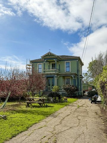 233 Van Ness Avenue, Santa Cruz, CA 95060
