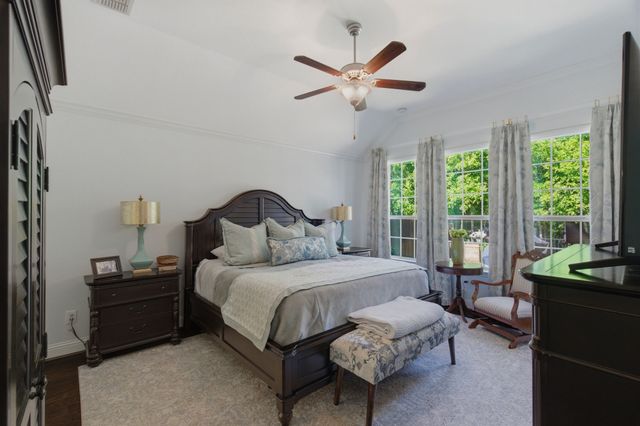 815 Dove Trail, Euless, TX 76039