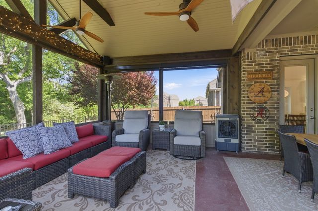 815 Dove Trail, Euless, TX 76039