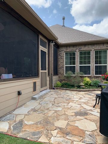 815 Dove Trail, Euless, TX 76039