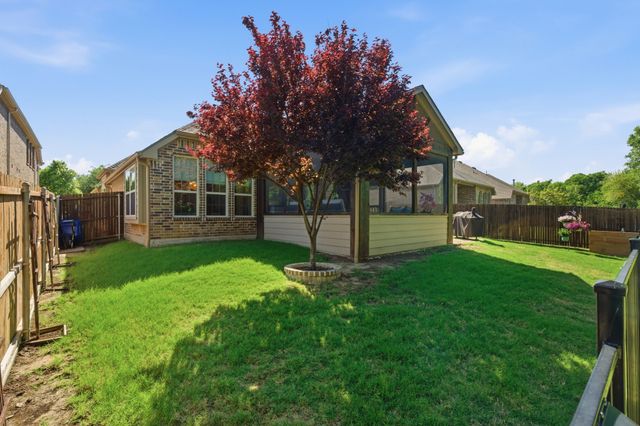 815 Dove Trail, Euless, TX 76039