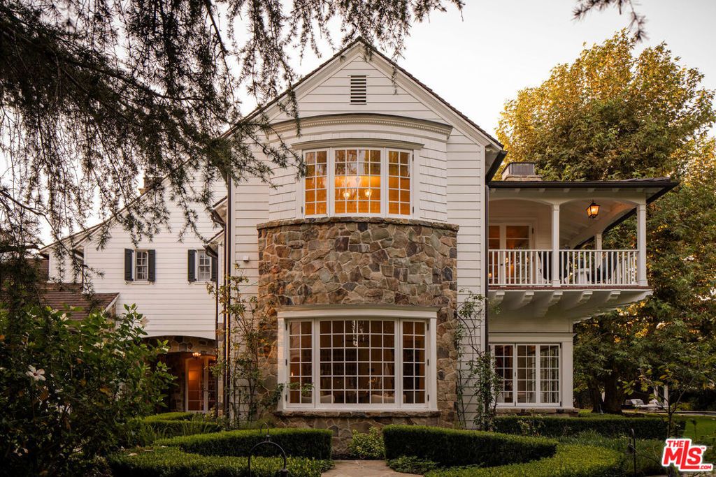 10343 Valley Spring Lane, Toluca Lake, CA 91602 — photo 5