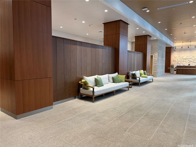 1500 Rycroft Street 1902R, Honolulu, HI 96814