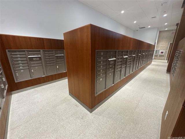 1500 Rycroft Street 1902R, Honolulu, HI 96814