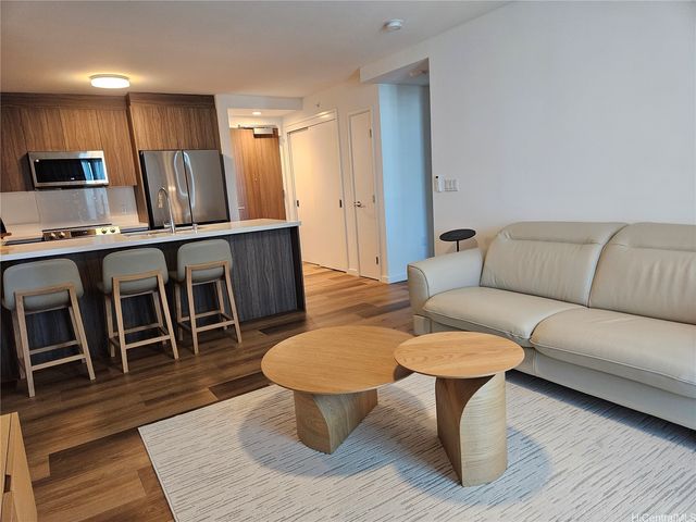 1500 Rycroft Street 1902R, Honolulu, HI 96814