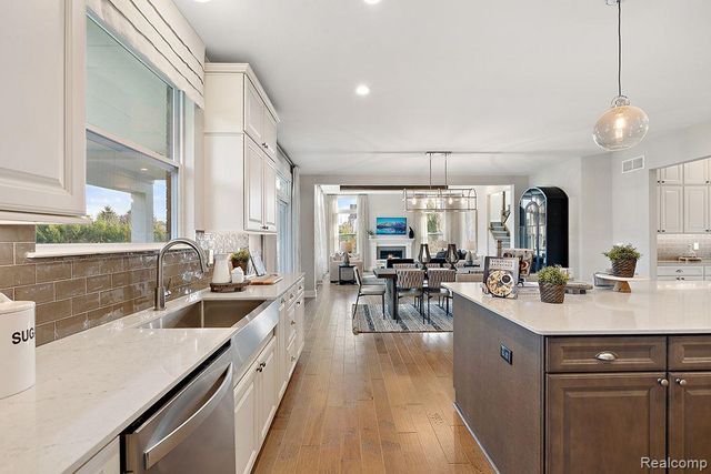 4747 Curtis Road, Ann Arbor, MI 48105