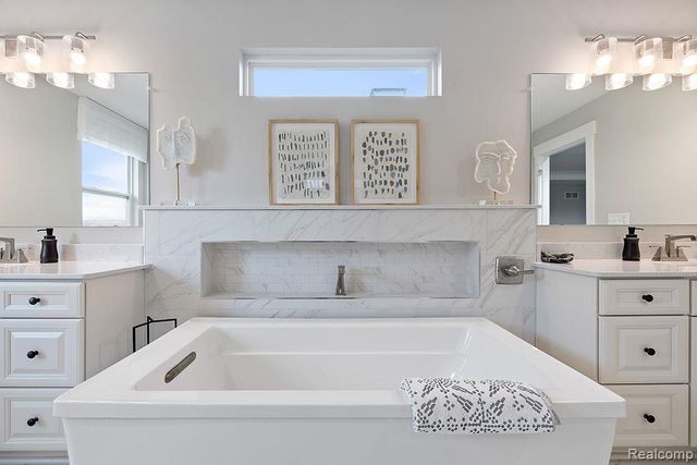 4747 Curtis Road, Ann Arbor, MI 48105