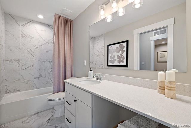 4747 Curtis Road, Ann Arbor, MI 48105