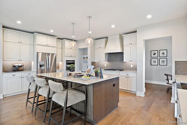 4747 Curtis Road, Ann Arbor, MI 48105