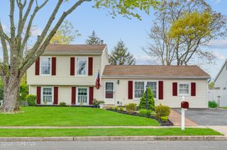 77 Schooner Avenue, Barnegat, NJ 08005