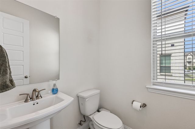 300 Colusa Drive, Lewisville, TX 75056