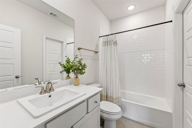 300 Colusa Drive, Lewisville, TX 75056