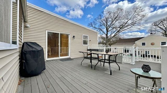 22 Hollywood Avenue, Milford, CT 06460