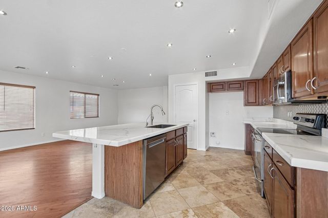520 S 112TH Drive, Avondale, AZ 85323