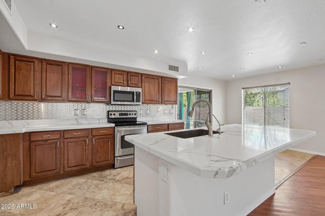 520 S 112TH Drive, Avondale, AZ 85323
