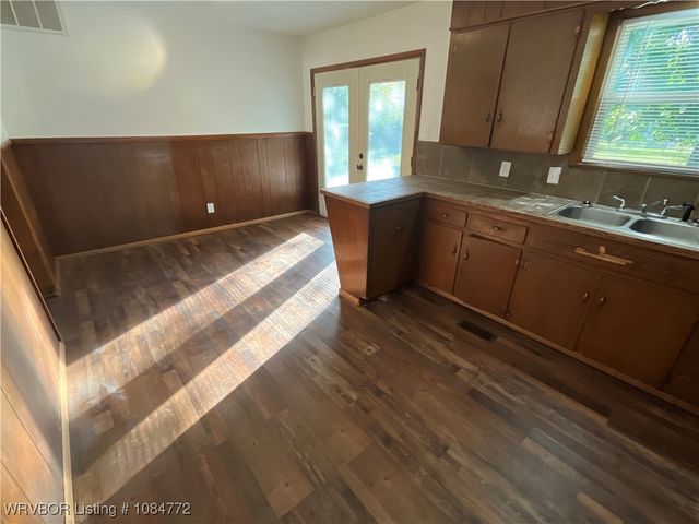 8000 Colony Lane, Fort Smith, AR 72908