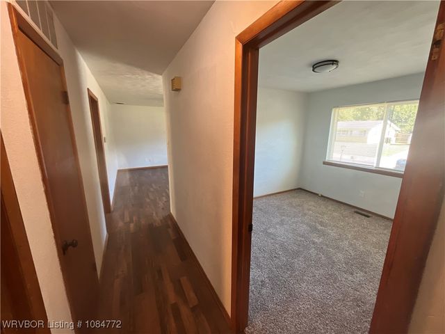 8000 Colony Lane, Fort Smith, AR 72908