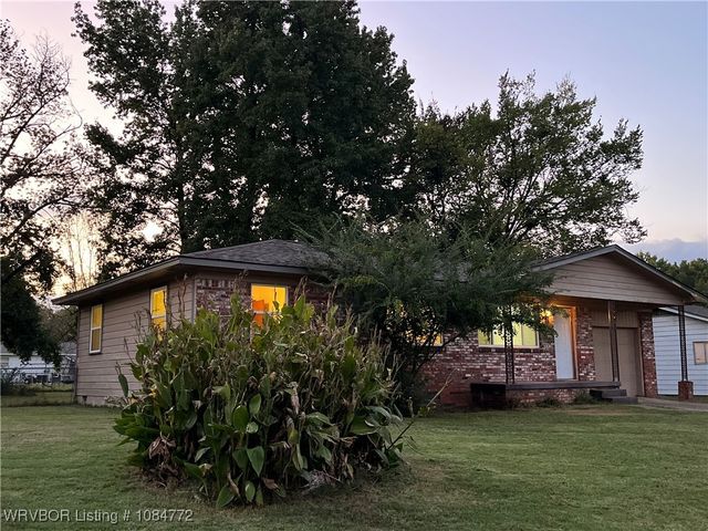 8000 Colony Lane, Fort Smith, AR 72908