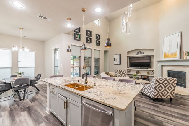 401 Mossy Rock Drive, Mckinney, TX 75071