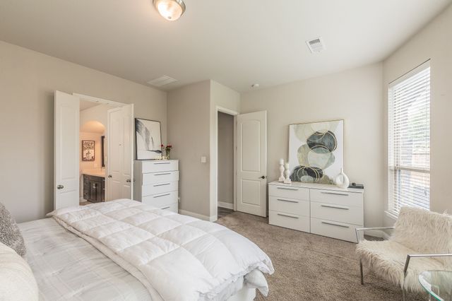 401 Mossy Rock Drive, Mckinney, TX 75071