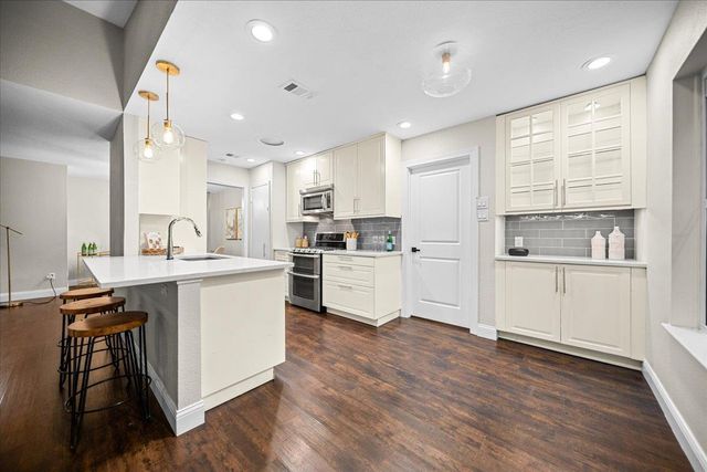 5305 Fairmont CIR, Austin, TX 78745