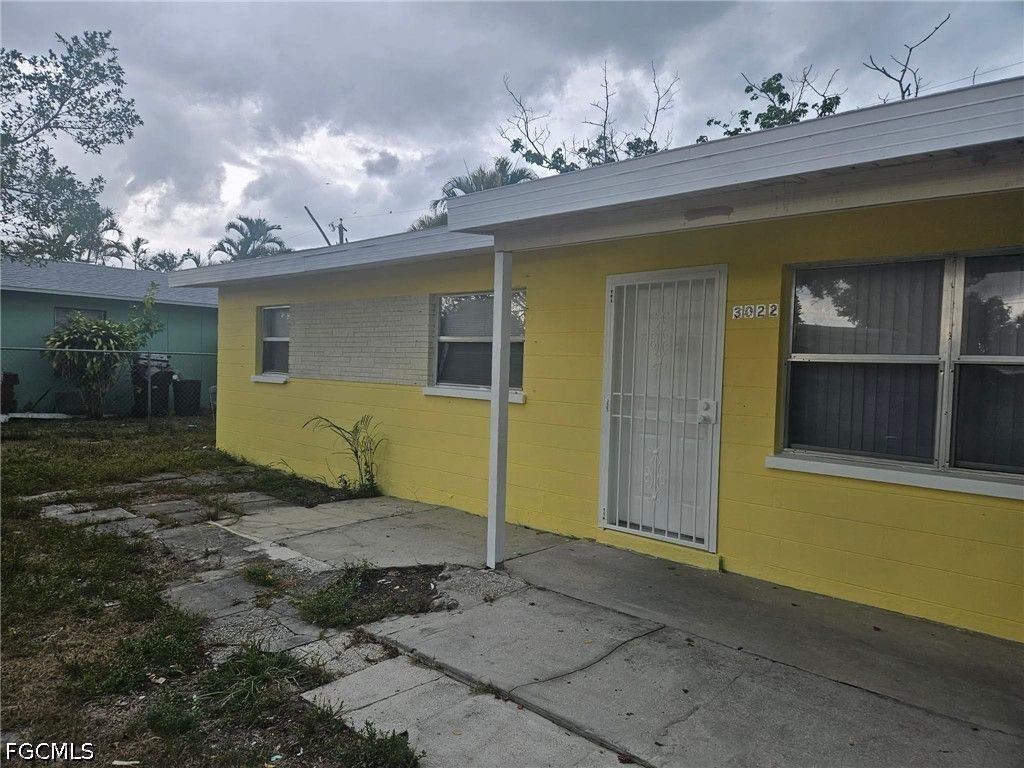 3022 guava ST, Fort Myers, FL 33916