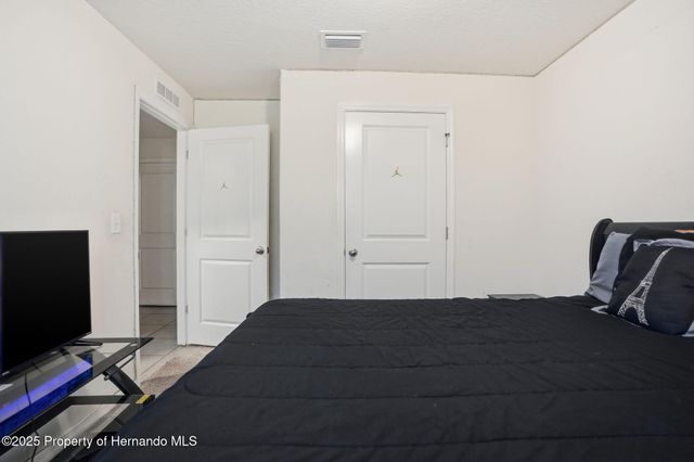 6668 Longboat Drive, Brooksville, FL 34604