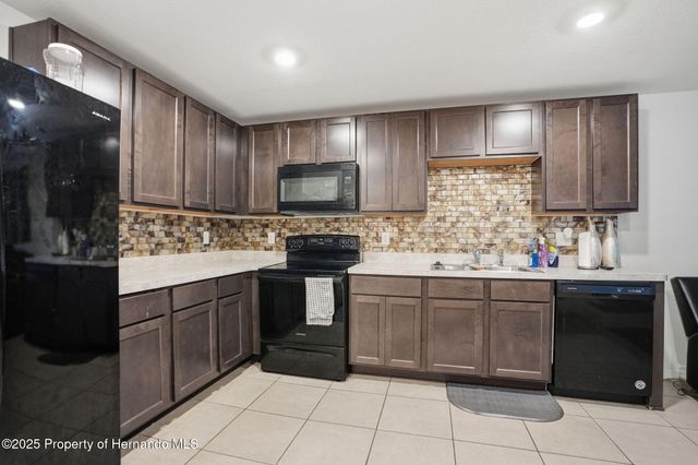 6668 Longboat Drive, Brooksville, FL 34604