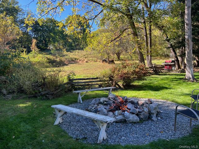 348 Old Post Road, Marlboro, NY 12542