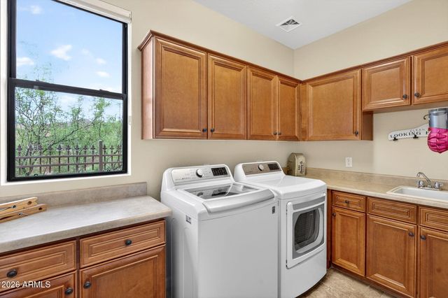 4062 N GOLDCLIFF Circle, Mesa, AZ 85207