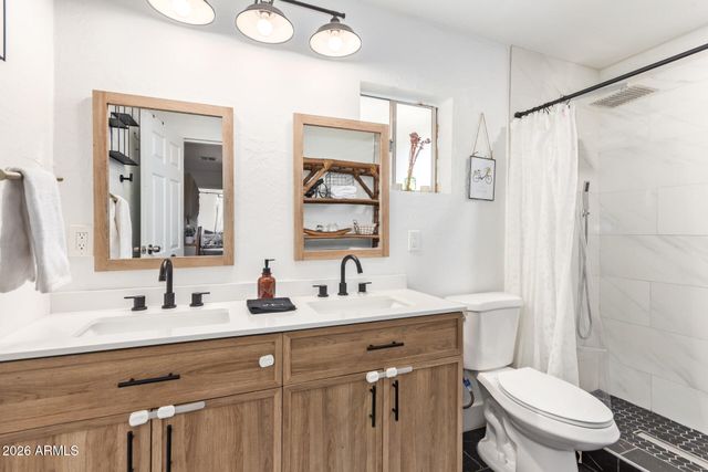 2320 E HARVARD Street, Phoenix, AZ 85006