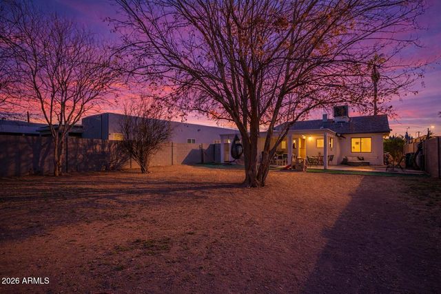 2320 E HARVARD Street, Phoenix, AZ 85006