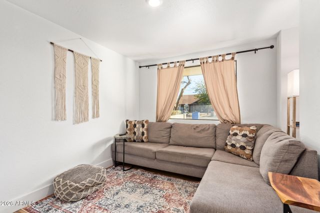 2320 E HARVARD Street, Phoenix, AZ 85006