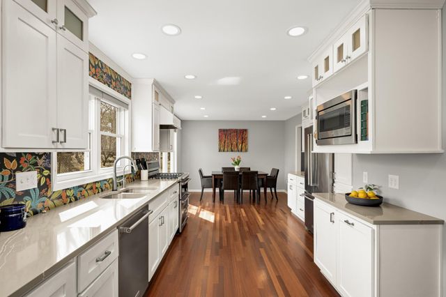 3645 Laurel Drive, Deephaven, MN 55391