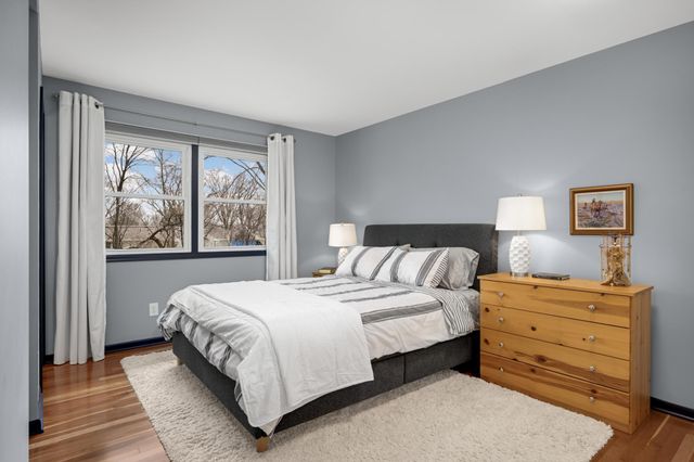 3645 Laurel Drive, Deephaven, MN 55391