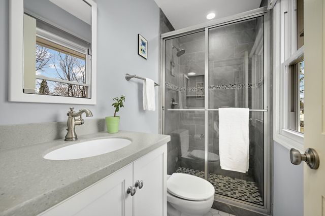 3645 Laurel Drive, Deephaven, MN 55391