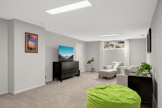 3645 Laurel Drive, Deephaven, MN 55391