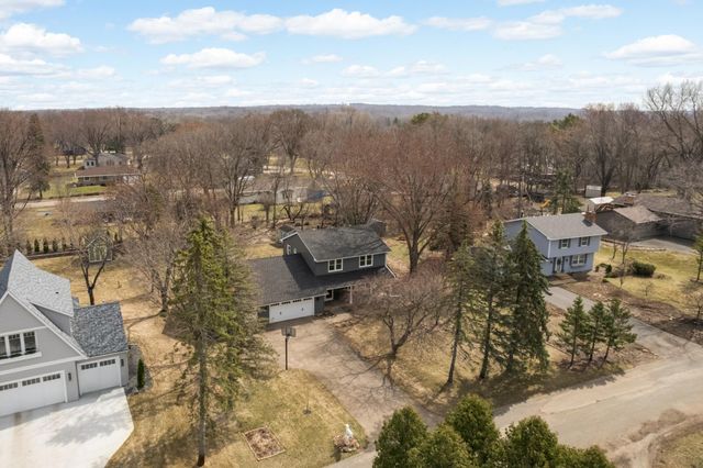 3645 Laurel Drive, Deephaven, MN 55391