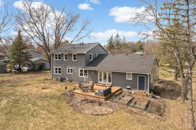 3645 Laurel Drive, Deephaven, MN 55391