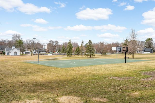 3645 Laurel Drive, Deephaven, MN 55391