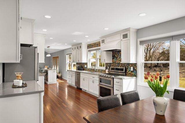 3645 Laurel Drive, Deephaven, MN 55391