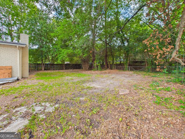 4445 Pinedale Drive, Macon, GA 31206